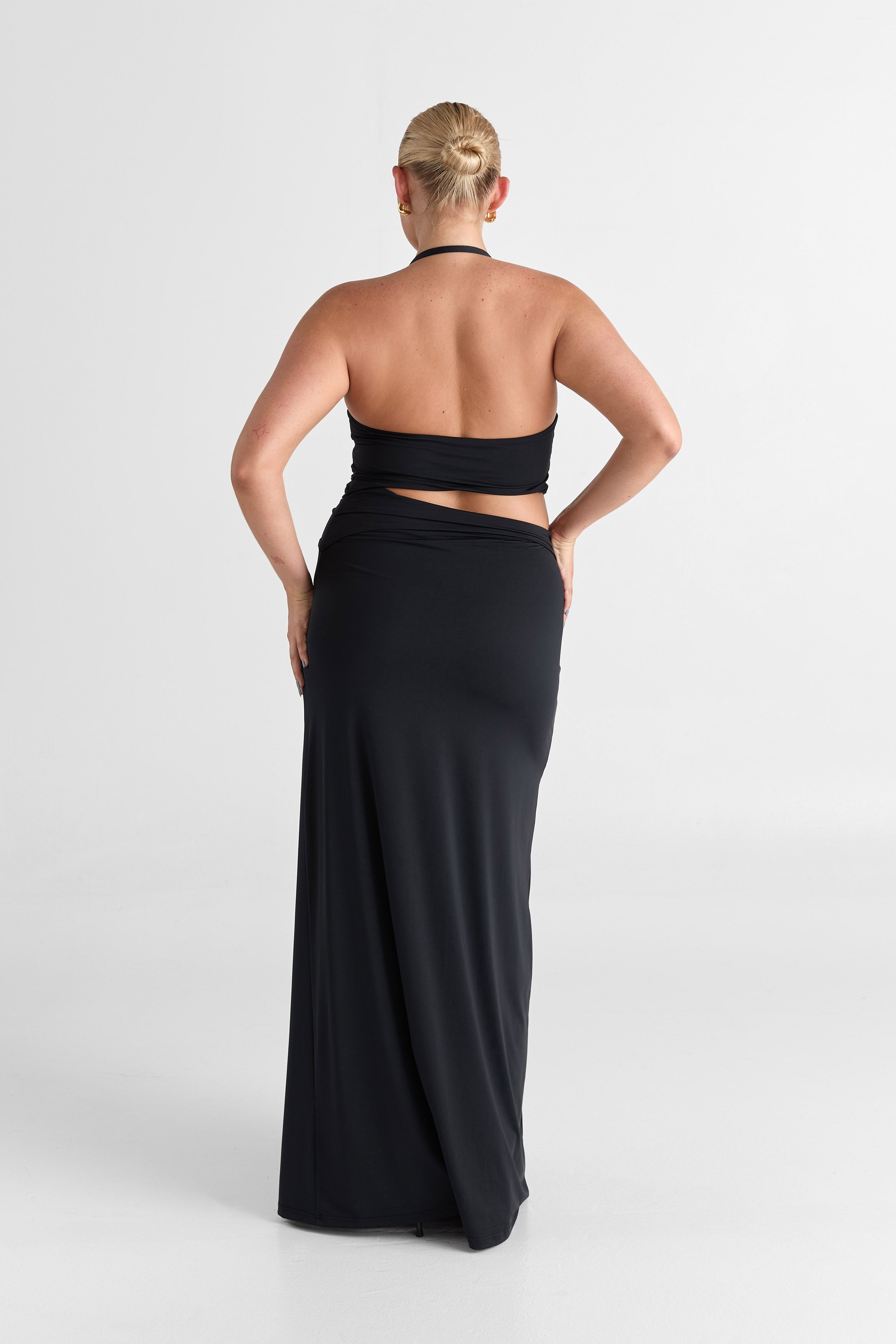 Robe Noire Oralia
