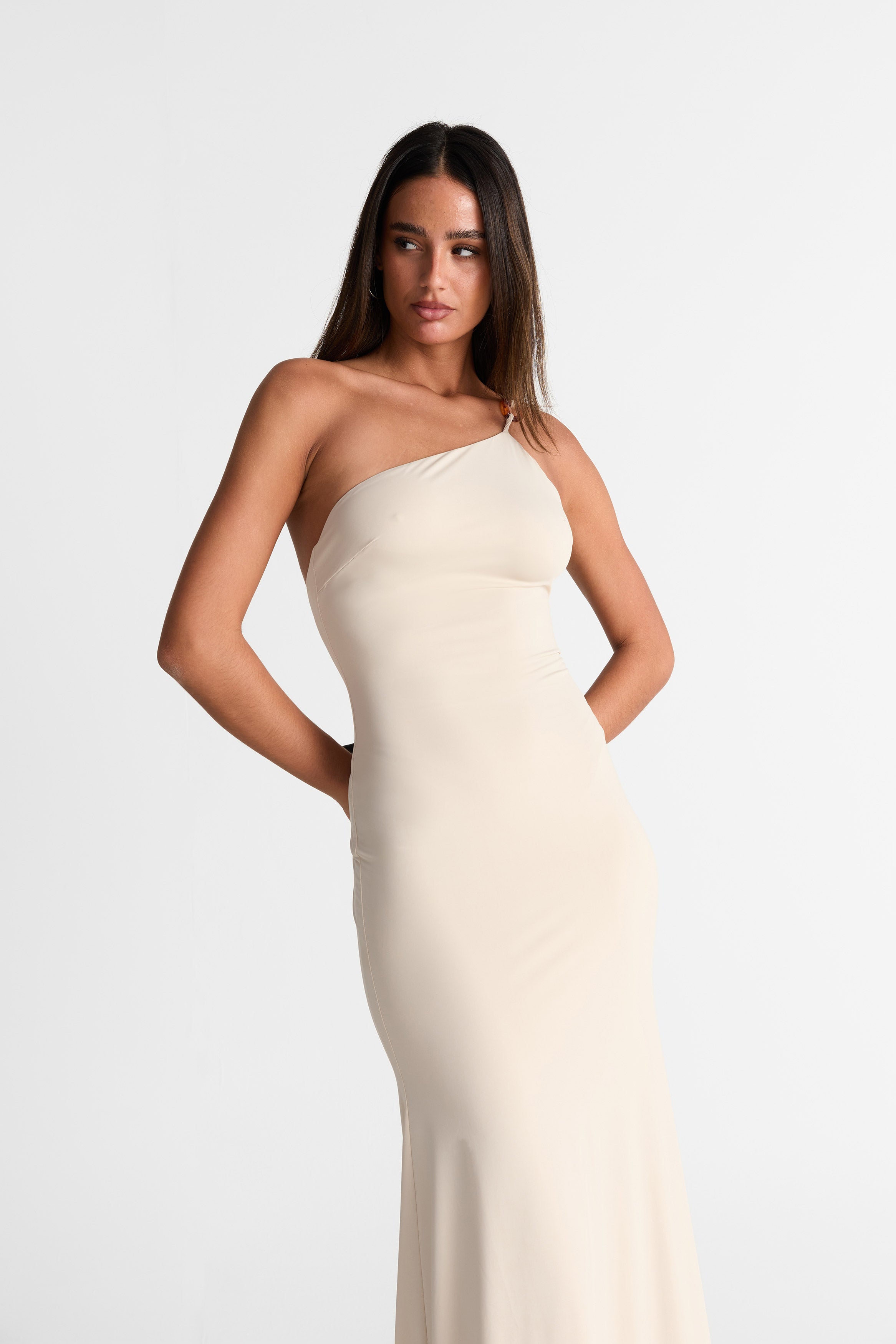 Robe Lyra en Amande