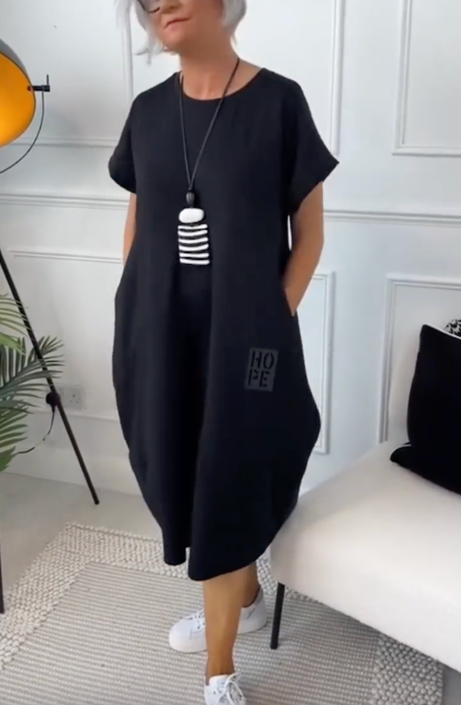 Zuzanna | Robe d'été légère avec col rond